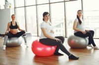 Qui dit grossesse en santé, dit pratique d’activités physiques